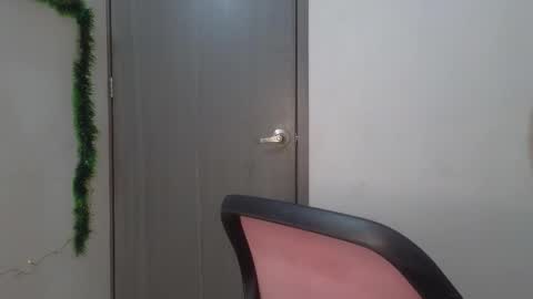 celeste_shinny online show from December 2025 10:48:02 PM