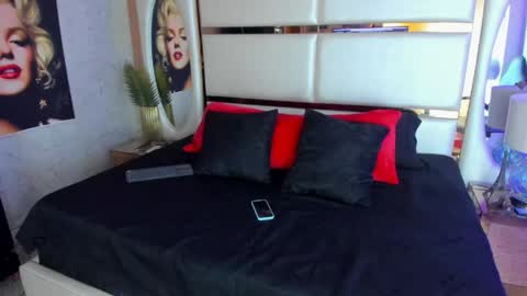 celeste_starsss online show from May 2026 09:22:01 PM