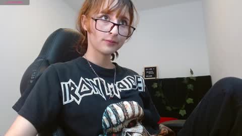 Snapshot of celesteayase chatting on February 2025 10:34:02 PM celesteayase online show from February 2025 10:34:02 PM