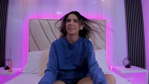 celestebellmont online show from October 2025 12:13:02 PM