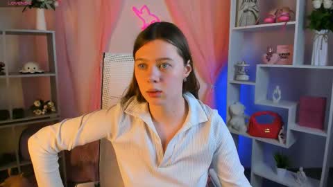 your cute kitty online show from March 2026 03:30:02 PM