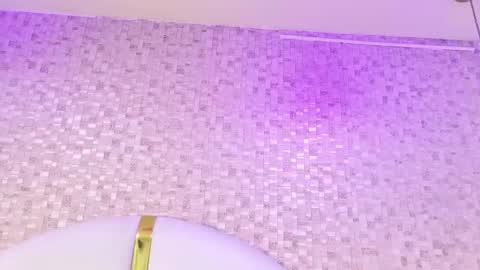 celestte_sm online show from May 2026 07:08:02 PM