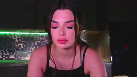 Aneli online show from October 2025 08:19:01 PM