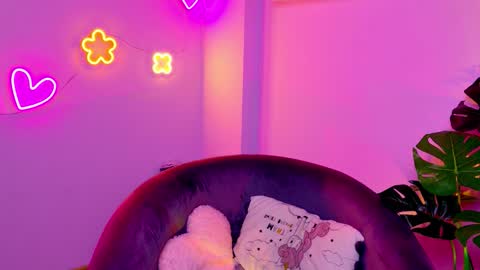 Snapshot of celine_dionn chatting on December 2025 03:49:02 AM Celine online show from December 2025 03:49:02 AM