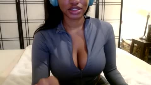 Snapshot of celinecostas chatting on December 2024 06:39:01 PM Celine Costas online show from December 2024 06:39:01 PM