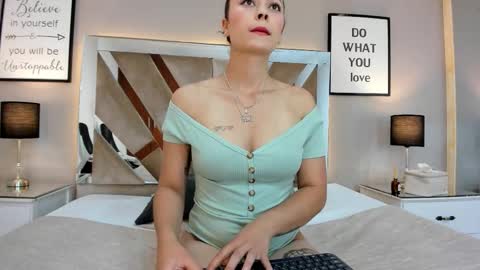 celeste online show from November 2025 01:56:02 PM