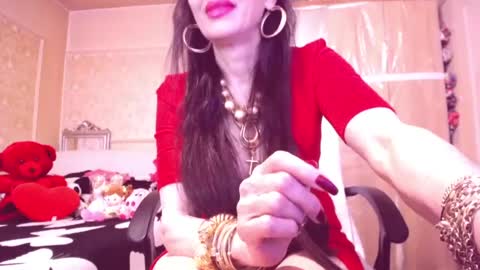 Cerise online show from June 2026 12:14:01 AM
