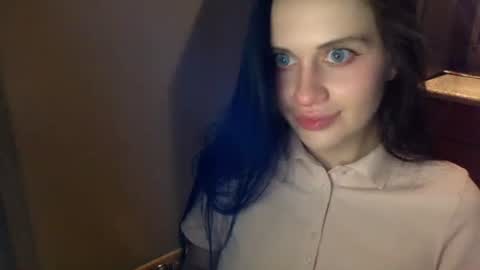 Eva online show from September 2025 07:41:01 PM