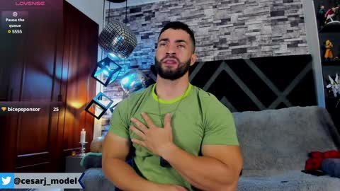 Snapshot of cesar_joness chatting on December 2024 07:03:01 PM Cesar jones online show from December 2024 07:03:01 PM