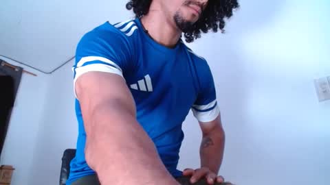 Snapshot of cesar_master_ chatting on October 2025 09:39:01 AM cesar_master_ online show from October 2025 09:39:01 AM