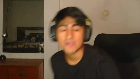 Snapshot of cesarex148 chatting on December 2025 11:03:02 PM Cesar online show from December 2025 11:03:02 PM