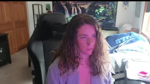 Marie online show from April 2026 06:57:02 PM