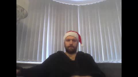 Snapshot of ch33ky85 chatting on December 2024 09:43:02 AM ch33ky85 online show from December 2024 09:43:02 AM