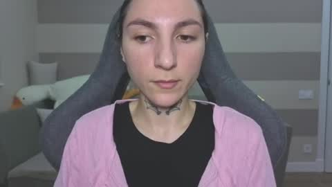 Kate online show from May 2026 06:21:03 AM