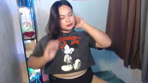 Snapshot of chabilataxx chatting on February 2026 03:49:02 AM chabilataxx online show from February 2026 03:49:02 AM