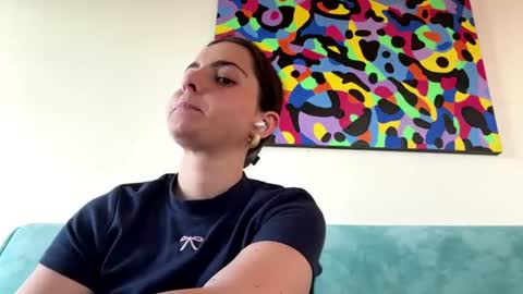 Nini online show from June 2026 03:23:01 PM