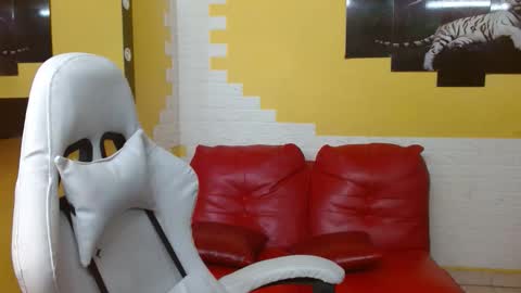 chacorta_ online show from April 2026 02:30:01 PM
