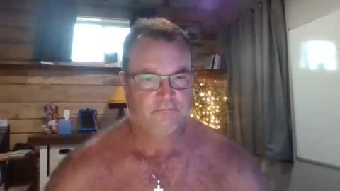 chadmichaell online show from May 2026 12:51:01 AM