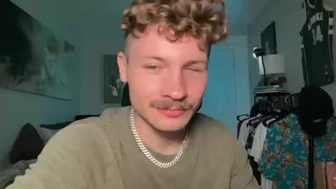 Snapshot of chadtitan chatting on October 2025 05:12:01 PM ChadTitan online show from October 2025 05:12:01 PM