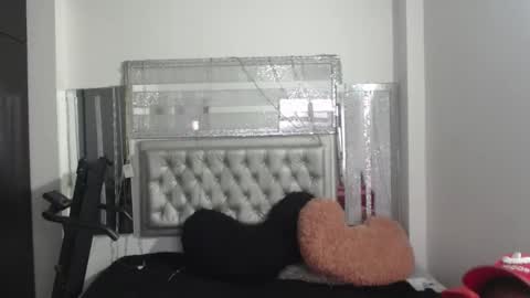 chamaquito_xl online show from February 2026 12:01:02 PM