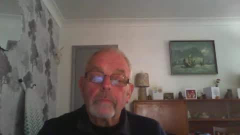 Snapshot of champers37 chatting on December 2024 09:43:02 AM Champers online show from December 2024 09:43:02 AM