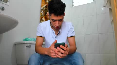 Kenji online show from November 2025 04:39:02 PM