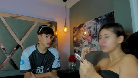 Chanellandmax online show from November 2025 01:25:02 PM