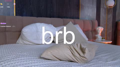 Chanel online show from February 2025 08:35:01 AM