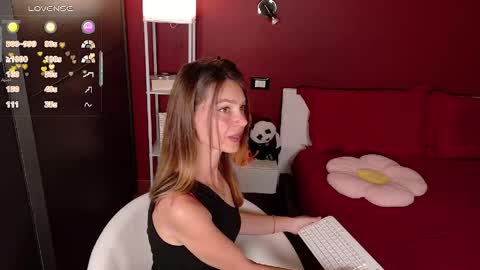 Anastasia online show from April 2026 02:04:01 PM