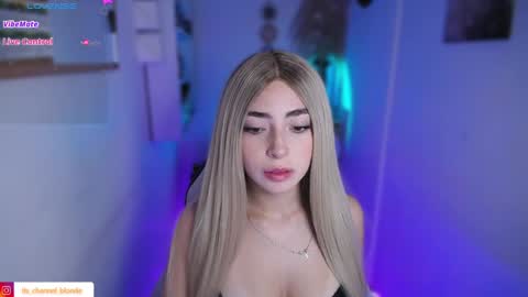 channel_blonde_a online show from June 2026 05:52:01 PM