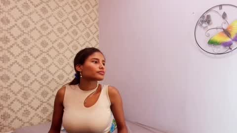 Snapshot of chantal_taylor_ chatting on September 2025 02:17:02 PM Raquel online show from September 2025 02:17:02 PM