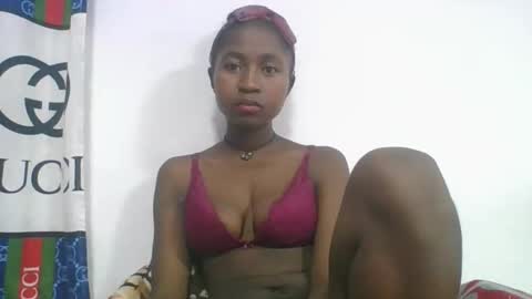 chantale483461 online show from March 2026 05:46:01 AM