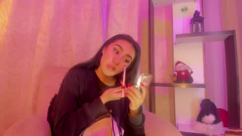 Snapshot of chantall_valkoba chatting on December 2024 04:20:01 AM Chantall online show from December 2024 04:20:01 AM