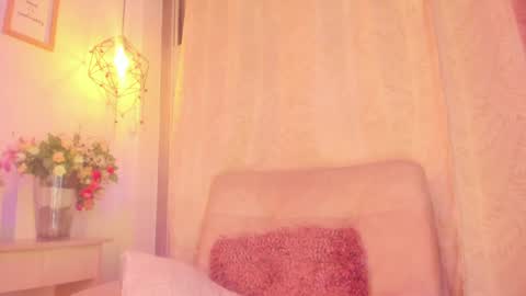 Snapshot of chantall_valkoba chatting on December 2024 06:11:01 AM Chantall online show from December 2024 06:11:01 AM
