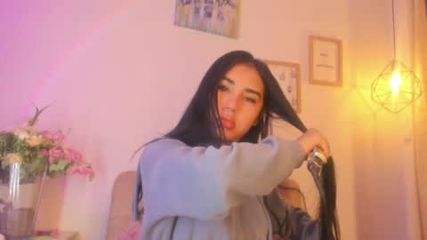 Snapshot of chantall_valkoba chatting on February 2025 04:48:02 AM Chantall online show from February 2025 04:48:02 AM