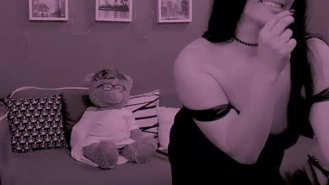 The Queen online show from March 2026 03:41:02 AM