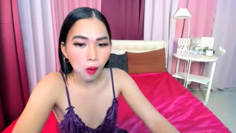 Snapshot of chantalriches chatting on October 2025 06:04:01 PM chantalriches online show from October 2025 06:04:01 PM