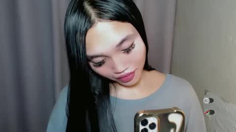 Snapshot of chantelle_fuckdoll chatting on December 2024 03:20:01 AM CHANTELLE online show from December 2024 03:20:01 AM