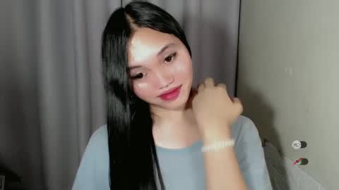 Snapshot of chantelle_fuckdoll chatting on December 2024 01:00:02 AM CHANTELLE online show from December 2024 01:00:02 AM