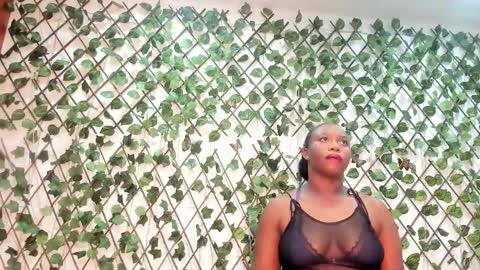 Snapshot of chantelxxl chatting on October 2025 11:17:01 AM chantelxxl online show from October 2025 11:17:01 AM