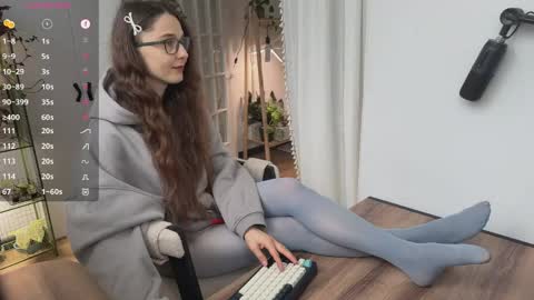 Snapshot of chantwow chatting on May 2026 09:04:02 AM Liz online show from May 2026 09:04:02 AM