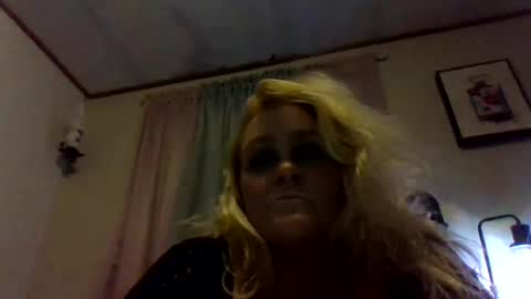 Snapshot of chaosangel33 chatting on January 2025 02:12:02 PM Ms. Behaving online show from January 2025 02:12:02 PM