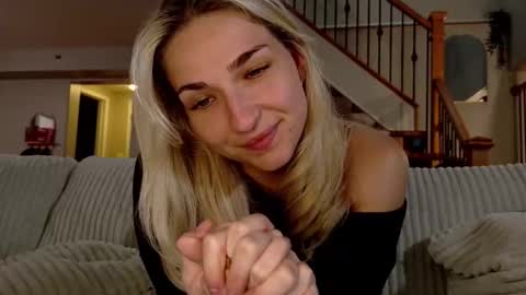 Snapshot of charbearxoxo chatting on October 2025 12:20:01 AM char online show from October 2025 12:20:01 AM