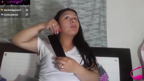 Snapshot of charis_21 chatting on December 2024 02:31:01 AM charis 2 online show from December 2024 02:31:01 AM