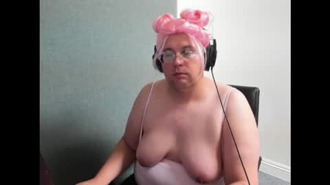 Snapshot of charisofthethreshold chatting on November 2025 10:15:01 AM charisofthethreshold online show from November 2025 10:15:01 AM