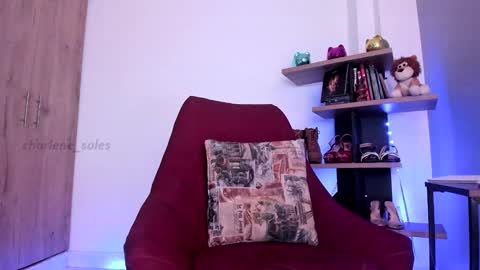 Snapshot of charlene_soles chatting on December 2024 01:29:01 AM Charlene online show from December 2024 01:29:01 AM