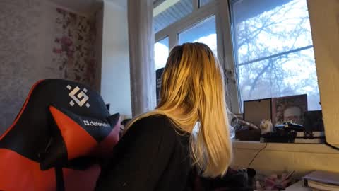 Snapshot of charleneschonert chatting on November 2025 07:40:01 AM Nancy online show from November 2025 07:40:01 AM