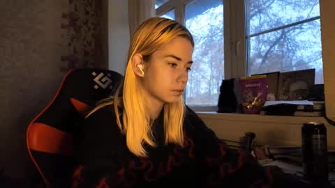 Snapshot of charleneschonert chatting on December 2025 07:05:01 AM Nancy online show from December 2025 07:05:01 AM