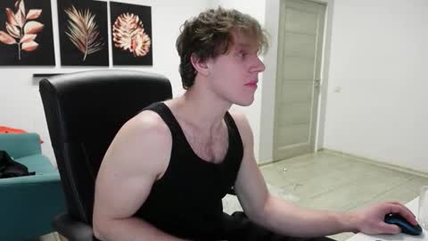 CHARLES DREAMS online show from November 2025 09:40:01 PM