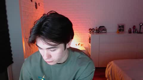 Snapshot of charleshanson69 chatting on October 2025 05:31:01 PM charleshanson69 online show from October 2025 05:31:01 PM